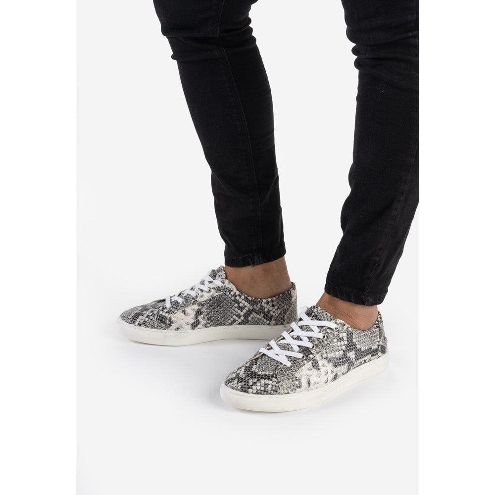 Hush Puppies Tessa Sneaker