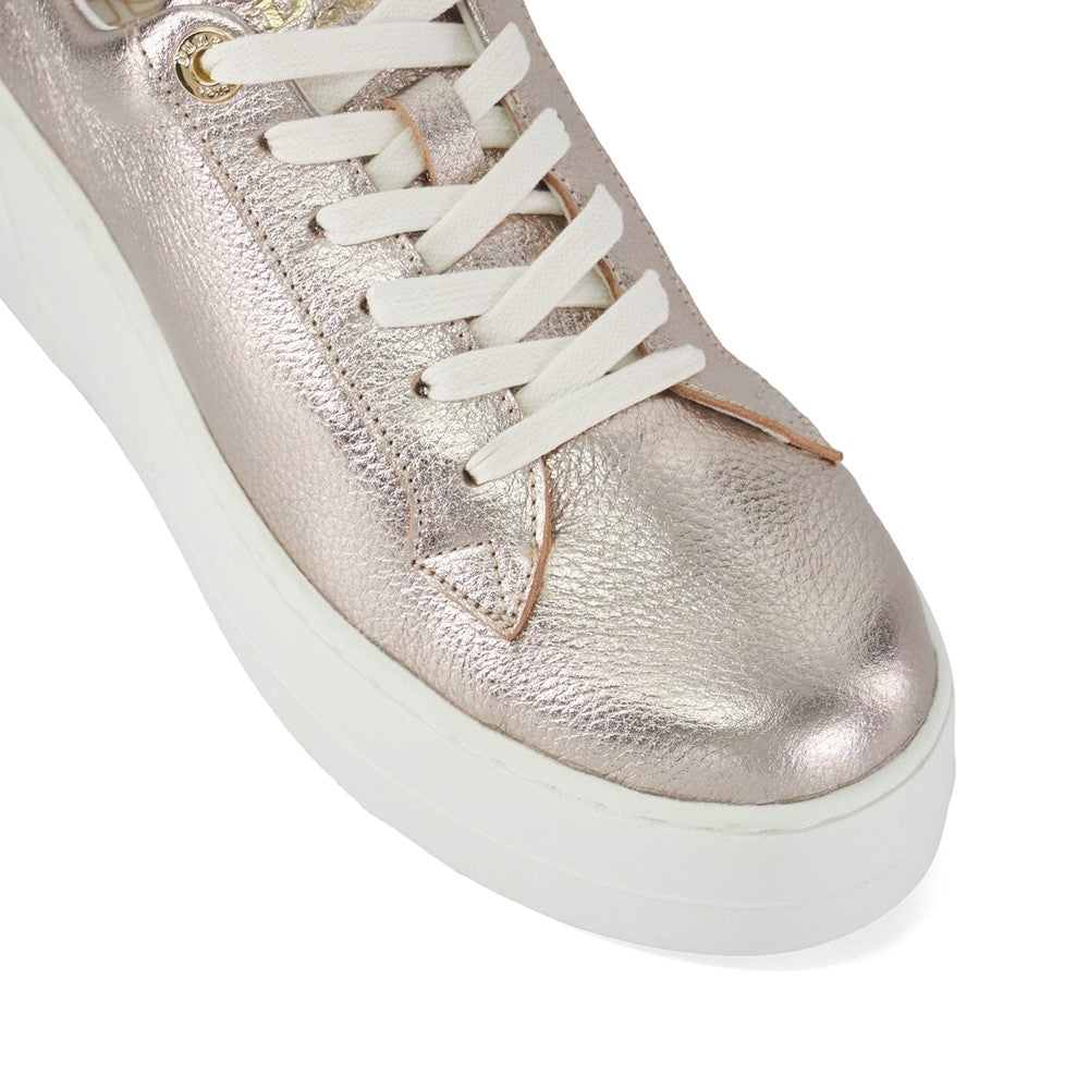 Dune Episode Shoe