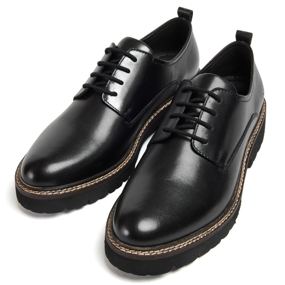 Pod Kris Shoe