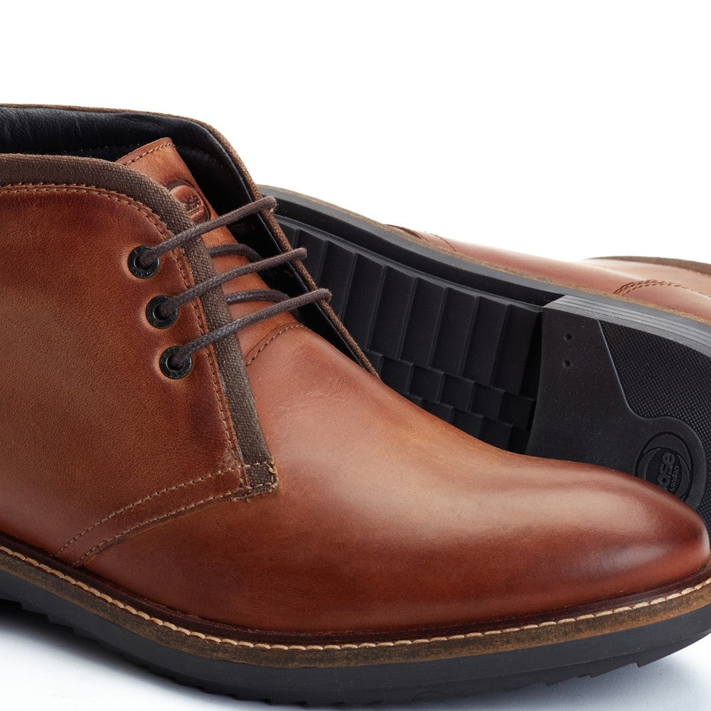 Base London Bartlett Pull Up Boots