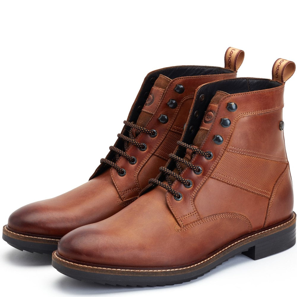 Base London Dickson Pull Up Boots