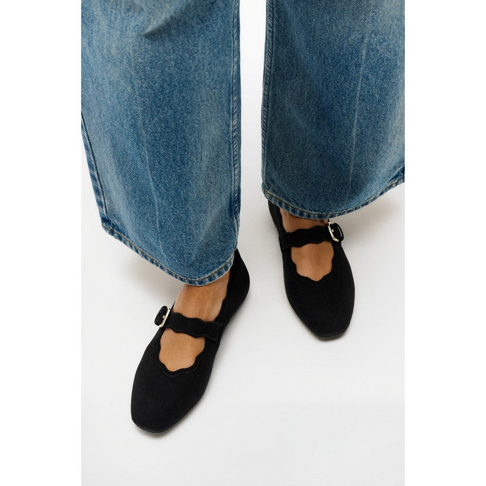 Fitflop Delicato Wave-Edge Mary Janes