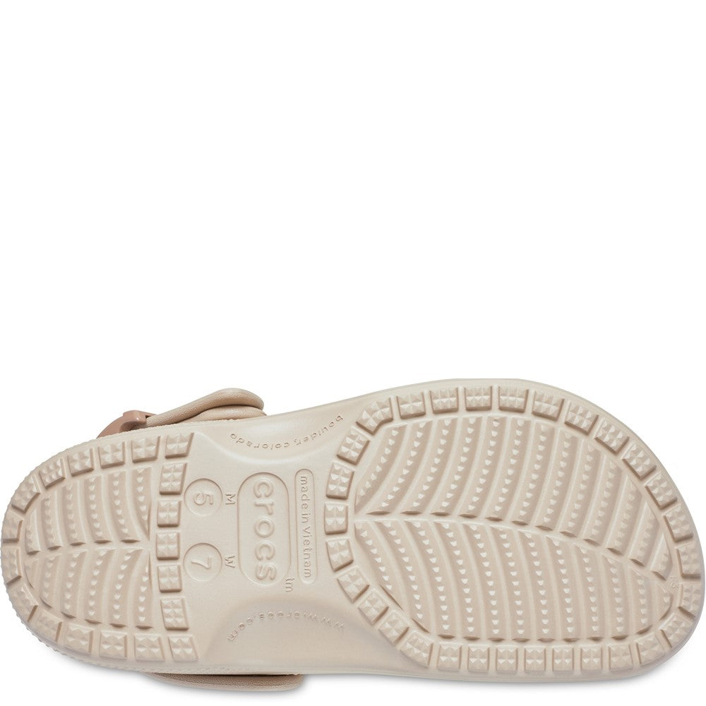 Crocs Unisex Classic Buckle Clogs