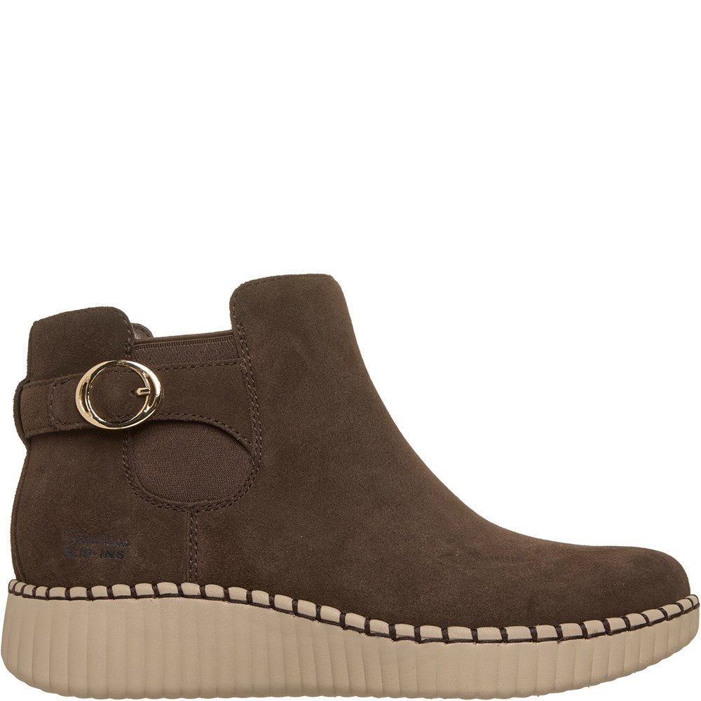 Skechers Wilshire Blvd Darling Moment