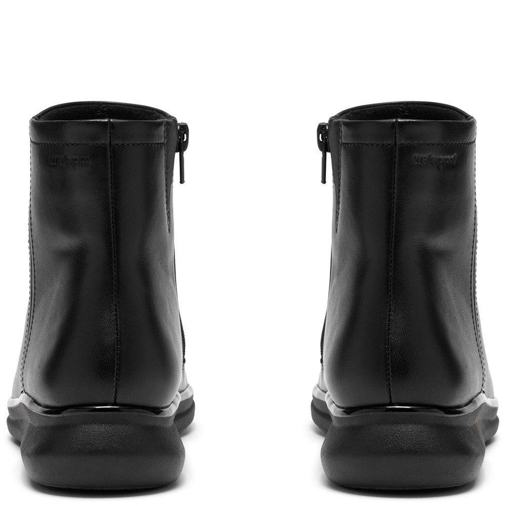 Clarks Lynell Park Waterproof Zip Boots