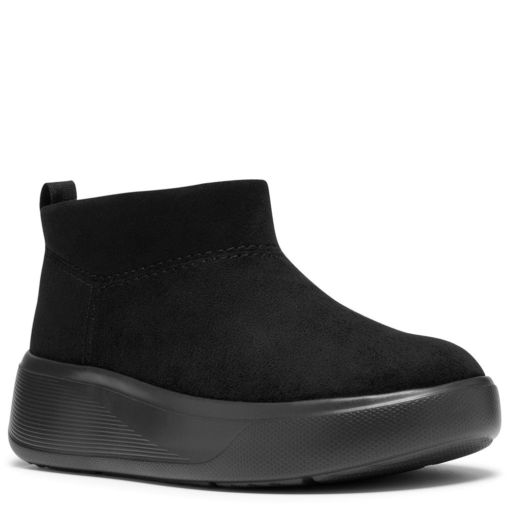 Clarks Solevana Rise Slip On Boots