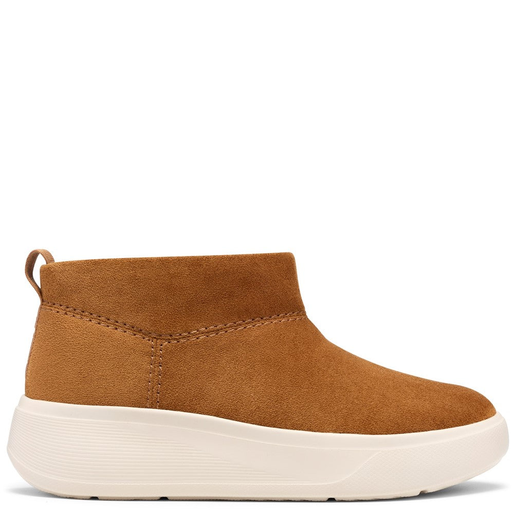 Clarks Solevana Rise Slip On Boots