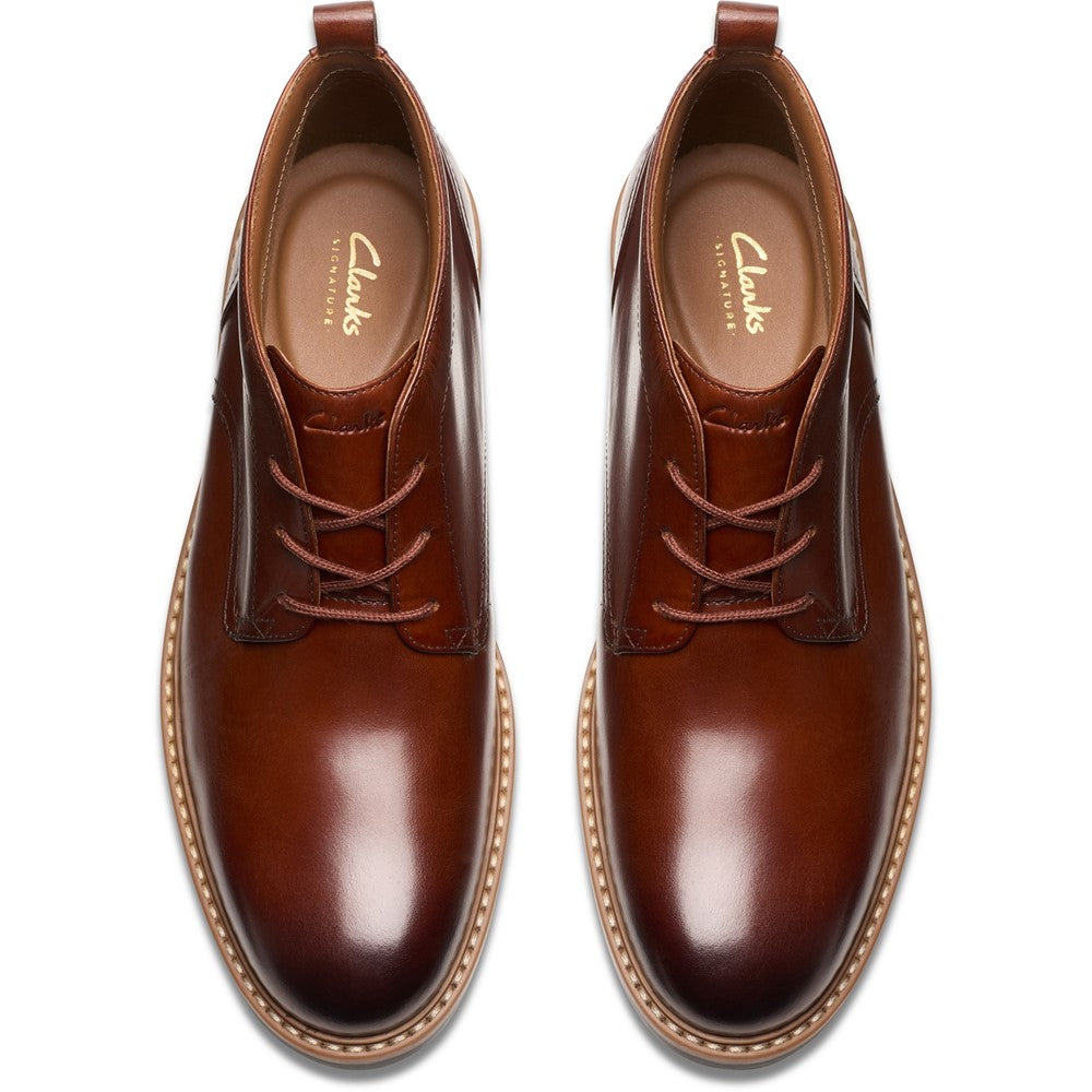 Clarks Aldwin Chukka Mid Boots