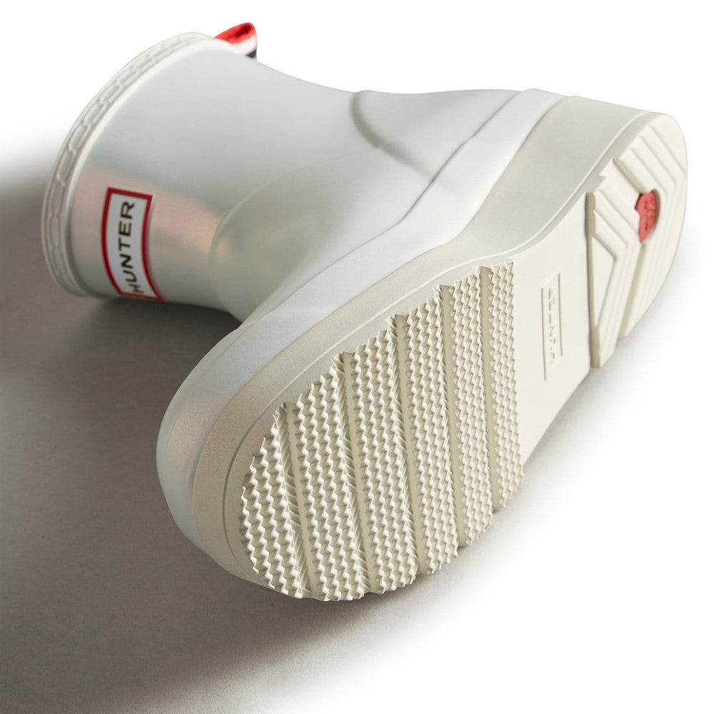 Hunter Nebula Play Short Wellington