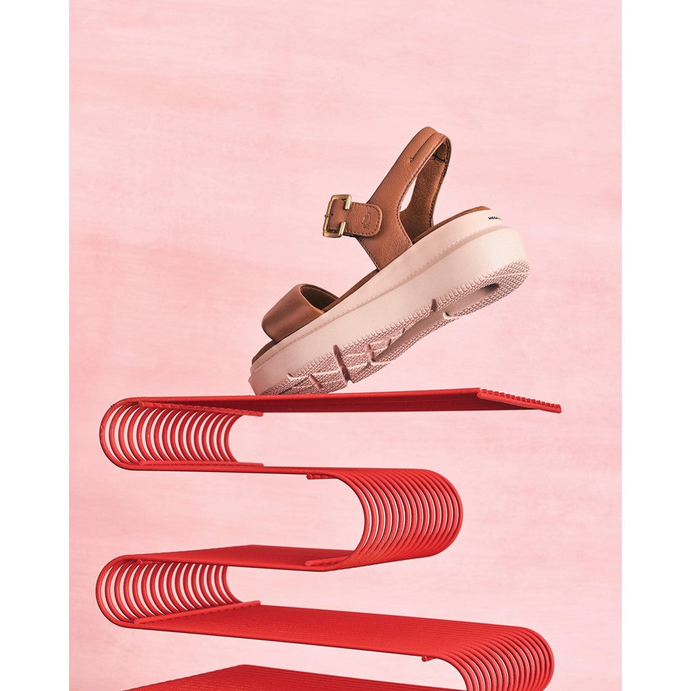 Hush Puppies Uplift Quarter Strap