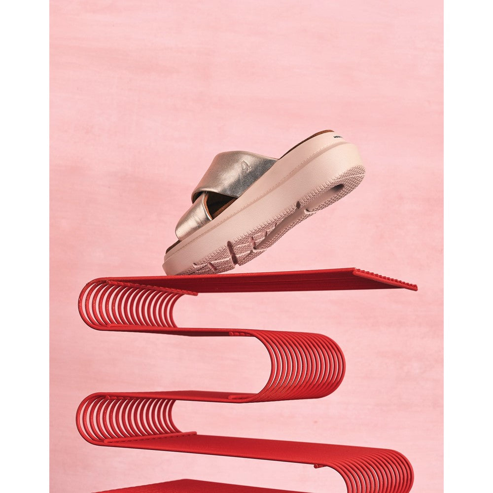 Hush Puppies Uplift Crossover Slides
