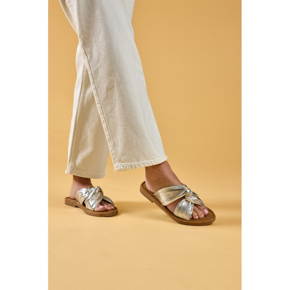 Hush Puppies Amy Wide Fit Sandal