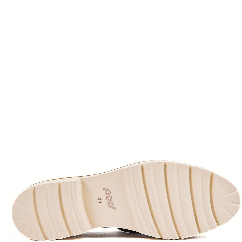 Pod Kortney Brogues