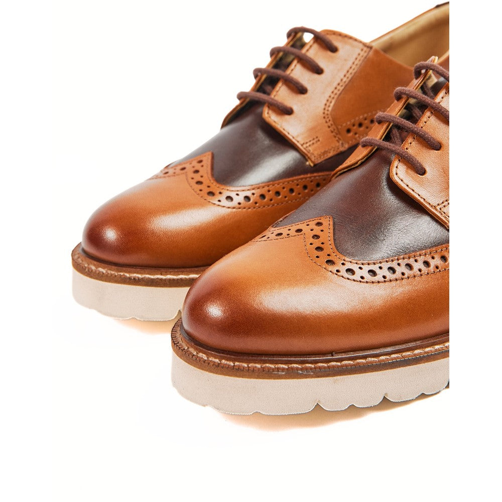 Pod Kortney Brogues