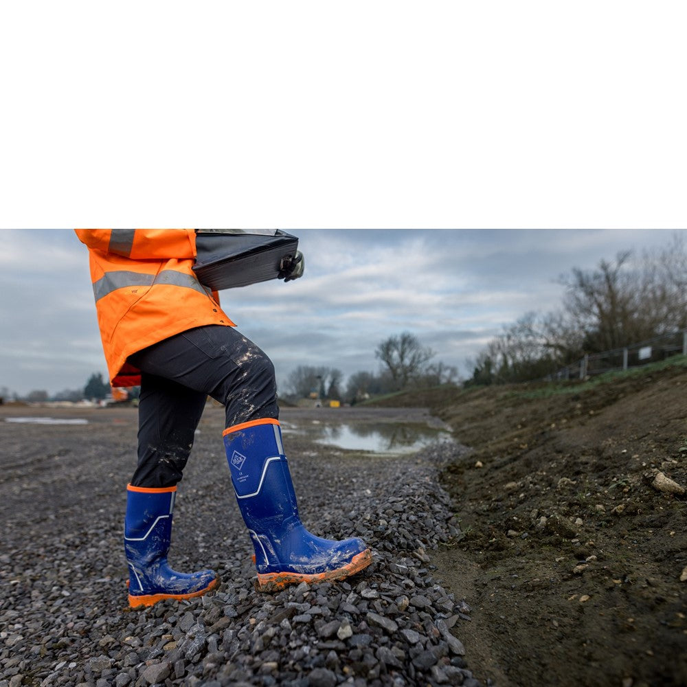Muck R. Brett Womens Muck Boots Grit S5 Safety Wellington Blue – Brantano