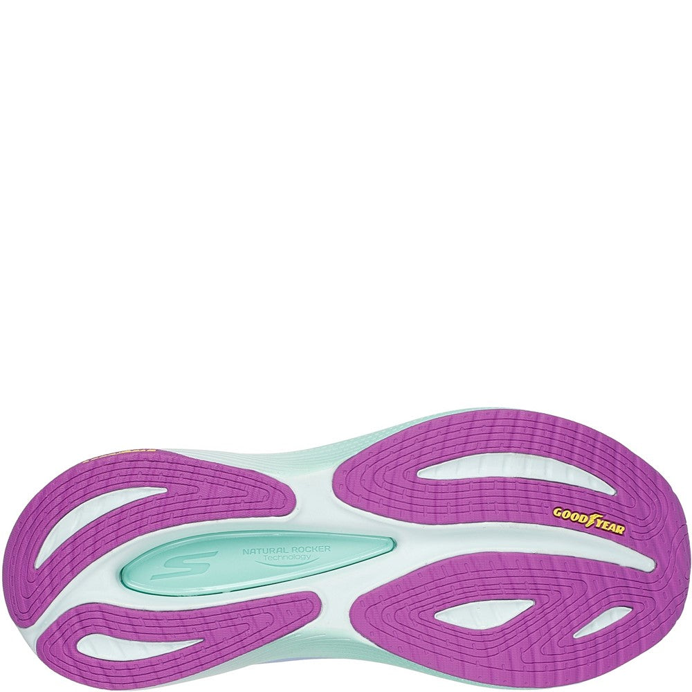 Skechers Max Cushioning Propulsion Trainer