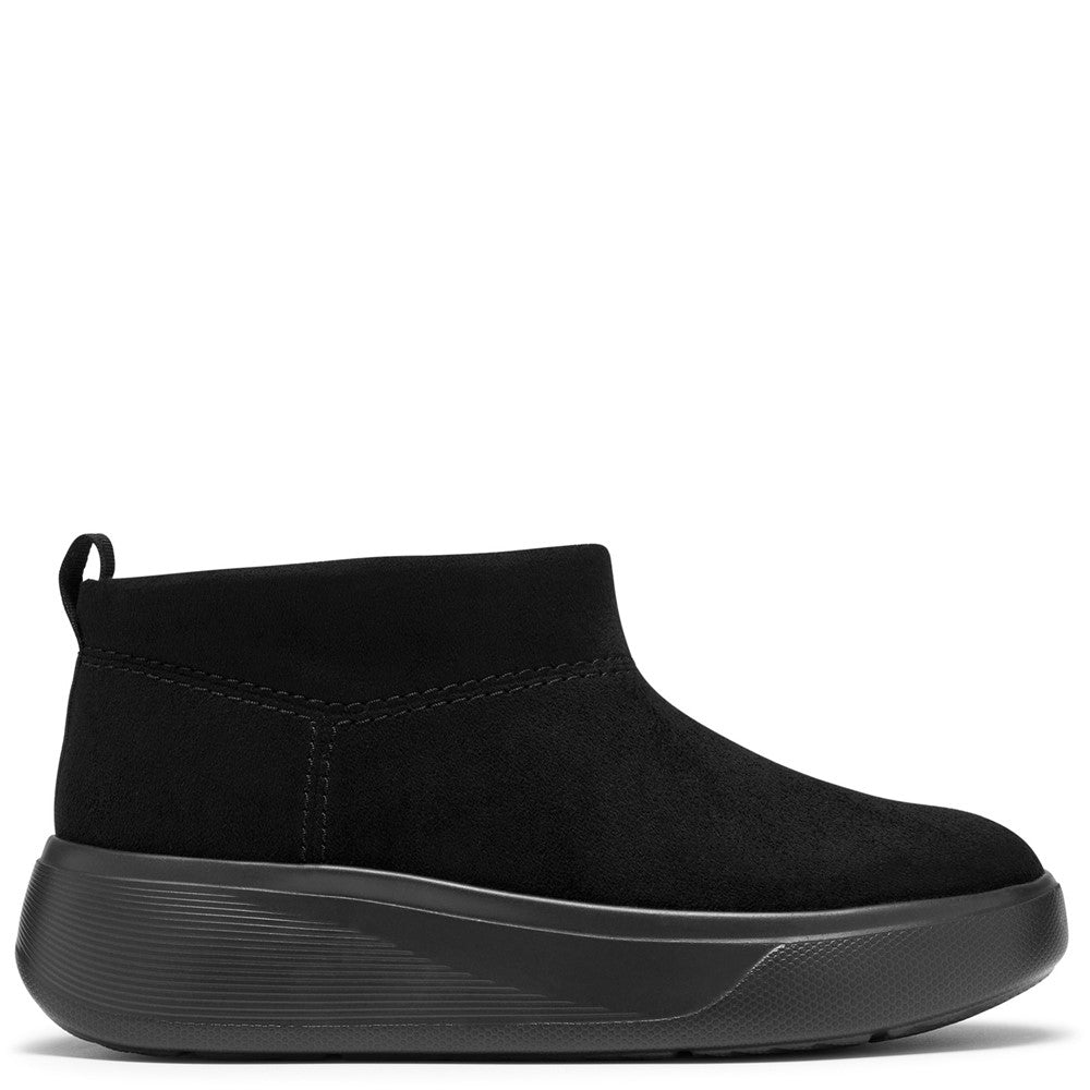 Clarks Solevana Rise Slip On Boots
