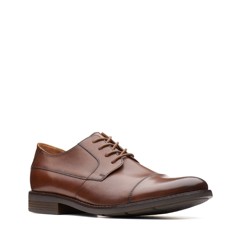 Clarks Becken Cap Lace Up Shoe