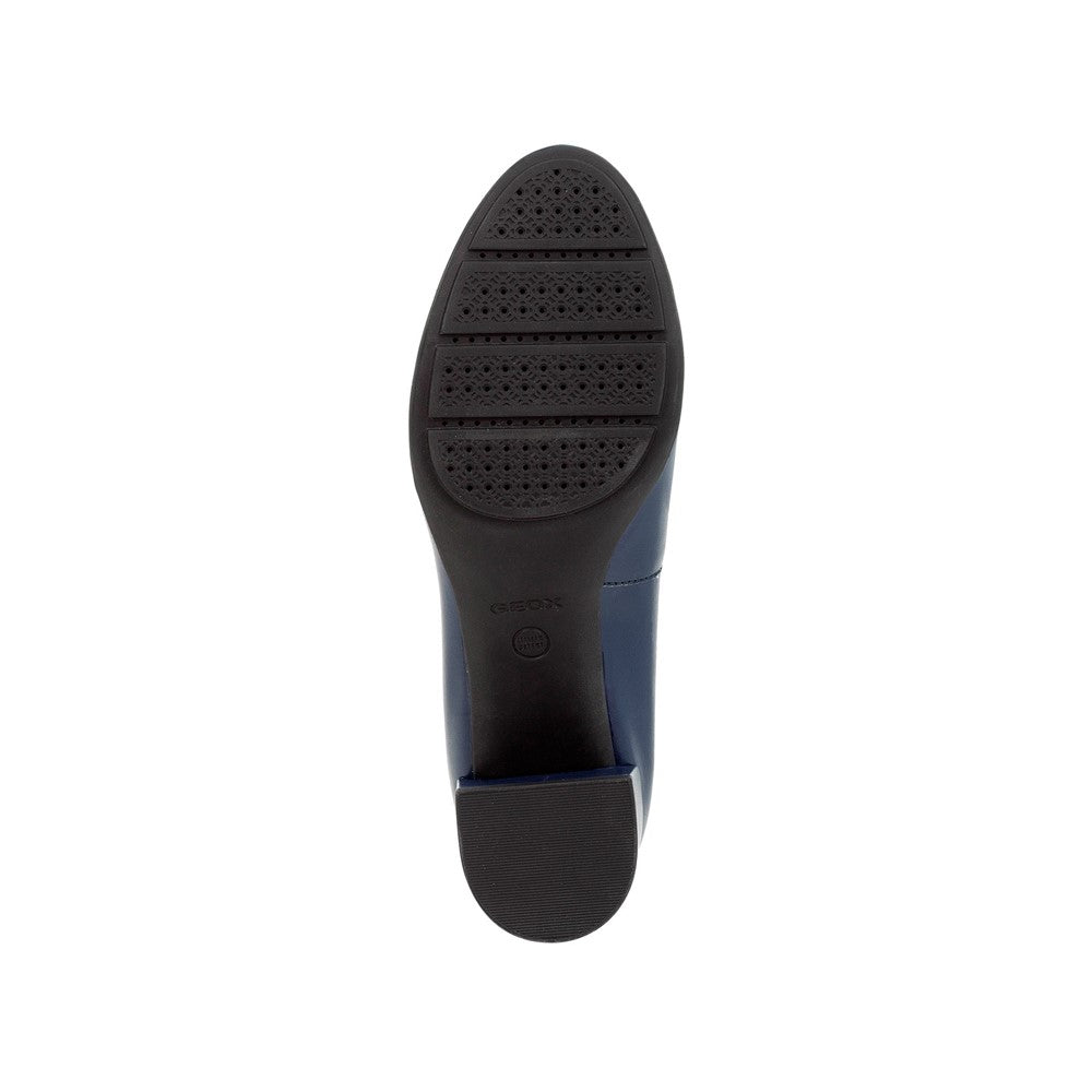 Geox Annya Court Shoe
