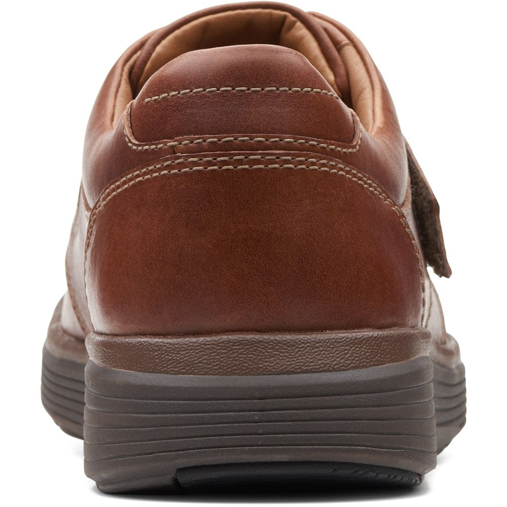 Clarks Un Abode Strap Riptape Shoes